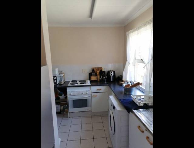 2 BEDROOM HOUSE FOR SALE IN SAFARI GARDENS